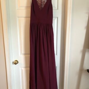 Lulus burgundy maxi dress